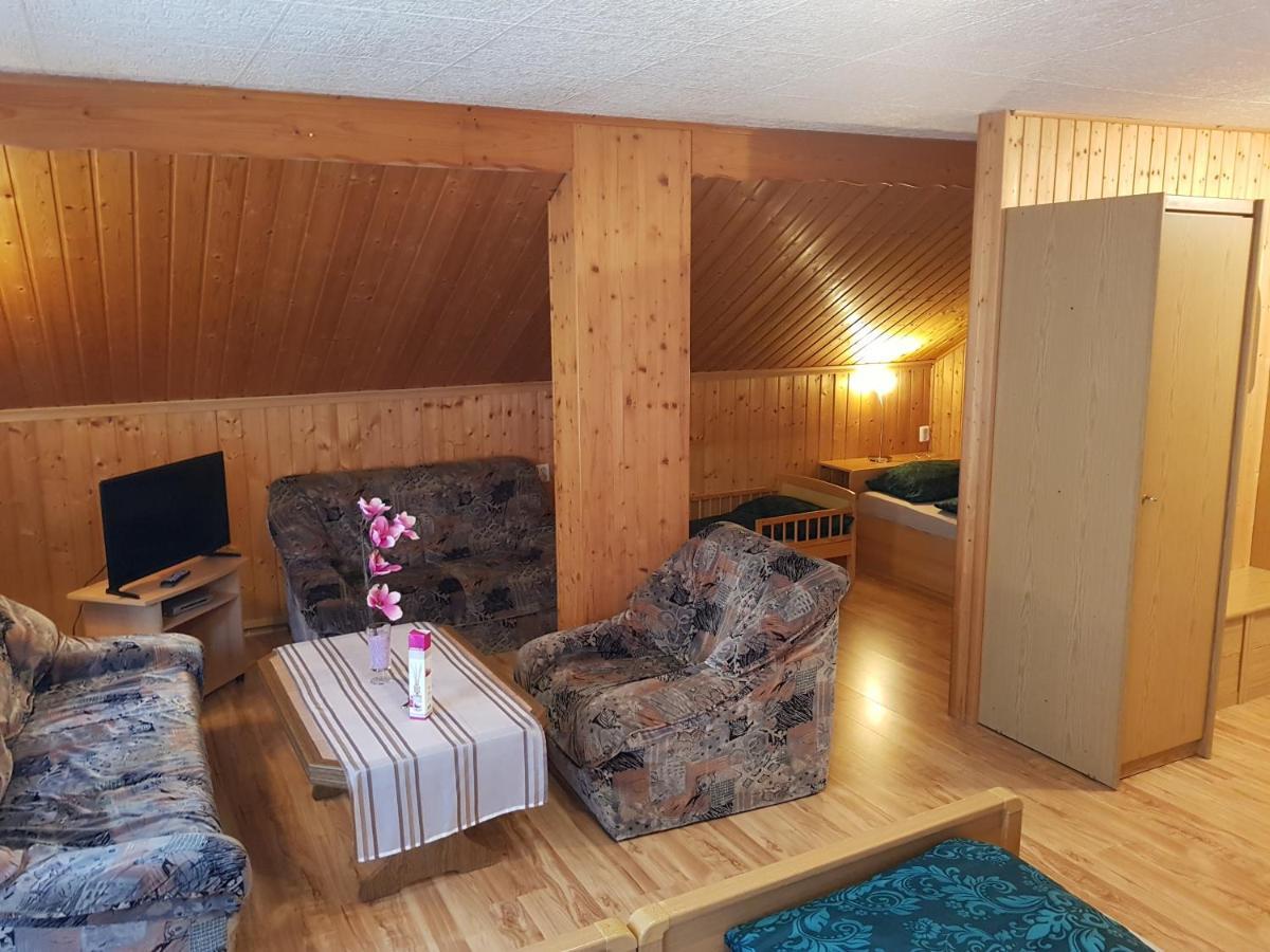 Le Delizie Siciliane Hotel Oelsnitz  Kültér fotó