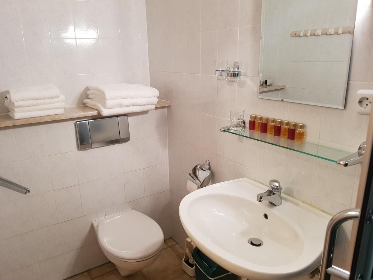 Le Delizie Siciliane Hotel Oelsnitz  Kültér fotó
